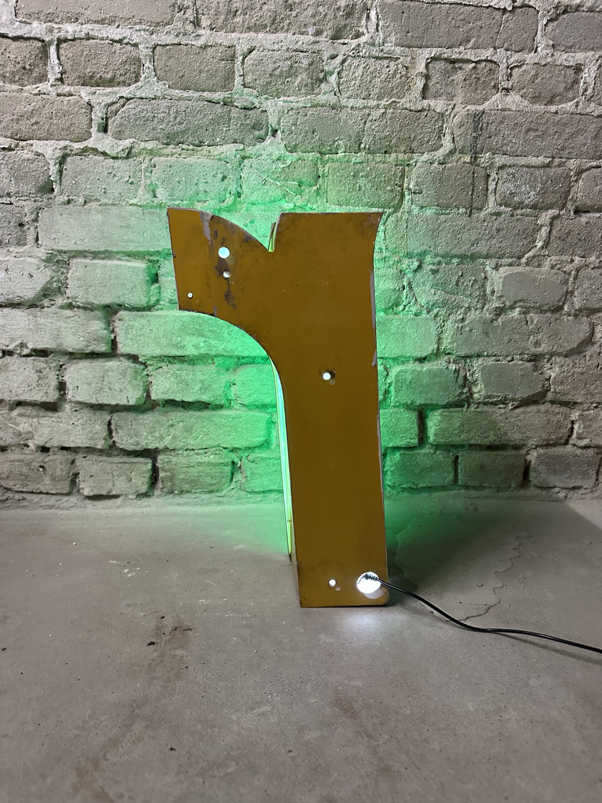 Leuchtbuchstabe r – Bild 8