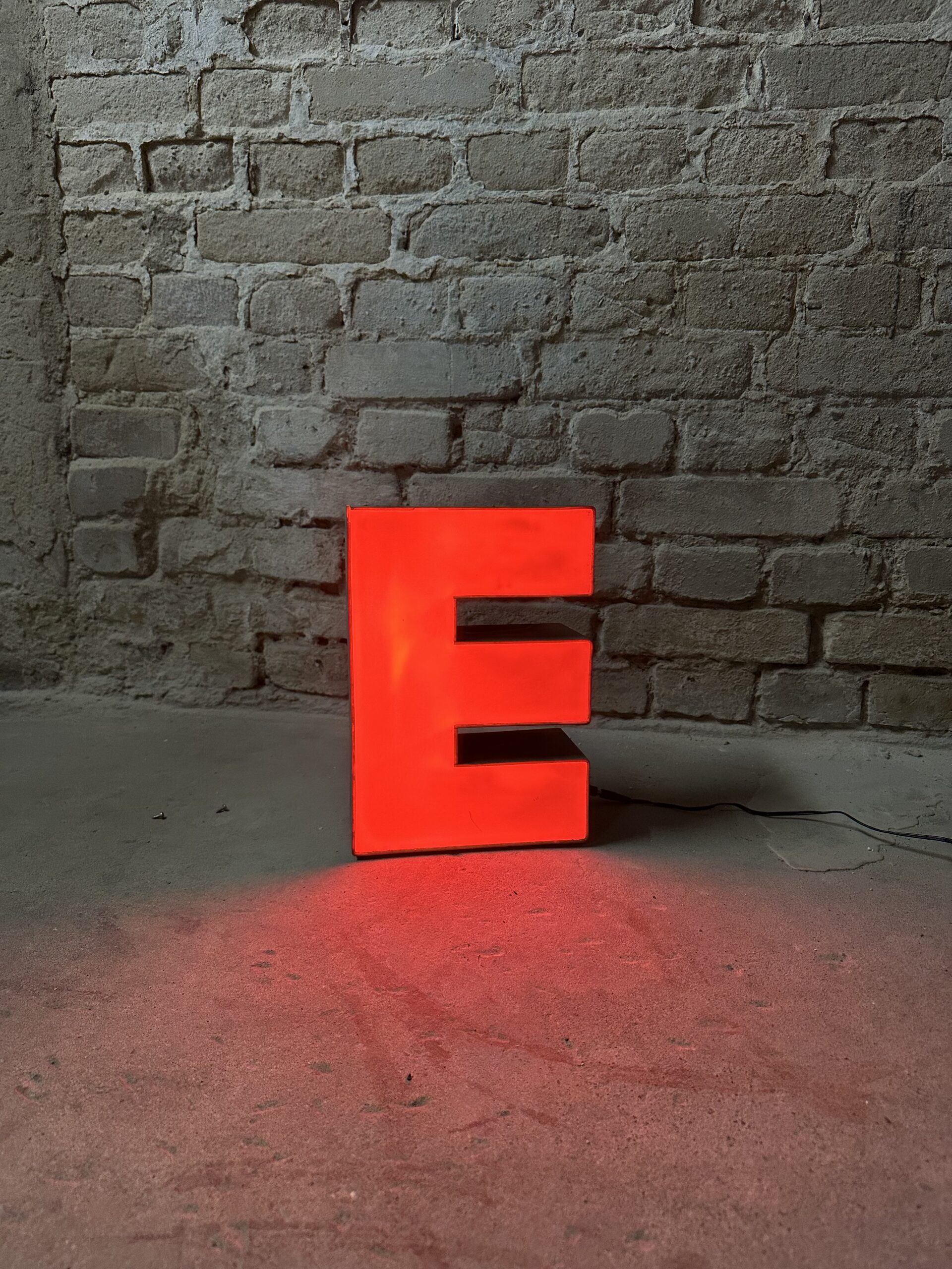 Leuchtbuchstabe E – Bild 2
