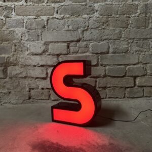 Leuchtbuchstabe S