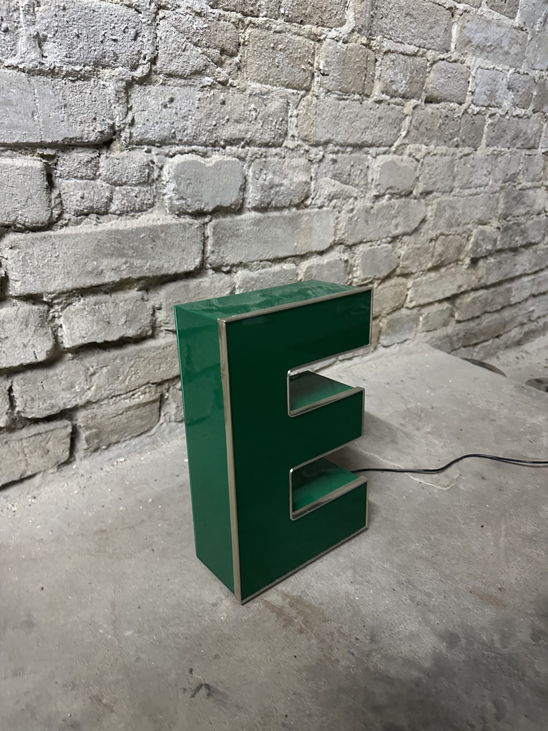 Leuchtbuchstabe E – Bild 2
